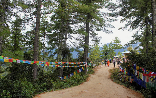 Paro Taktsang road